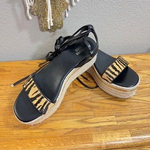Bleecker & Bond Animal Print Pony Hair Espadrilles Platform Flat Sandals Size 9